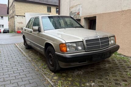 Mercedes-Benz 190 210.000 km 3.900 &euro; Sachsenheim 74343