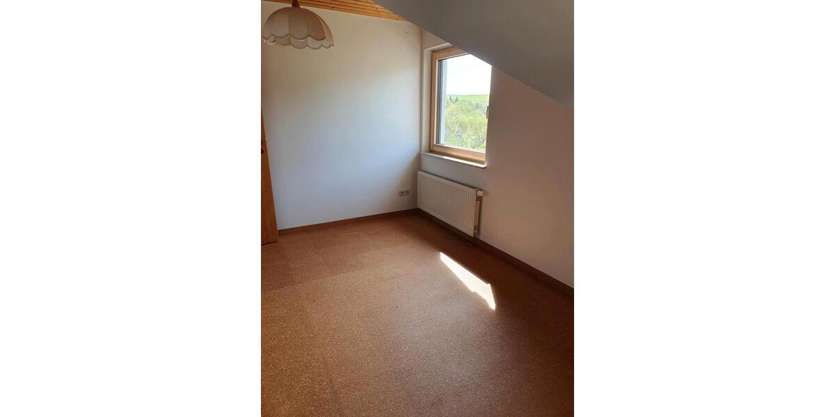 Dachgeschoßwohnung Wildberg - 3 Zimmer, 78 m&sup2;, 990&euro; | Angebot:24381909