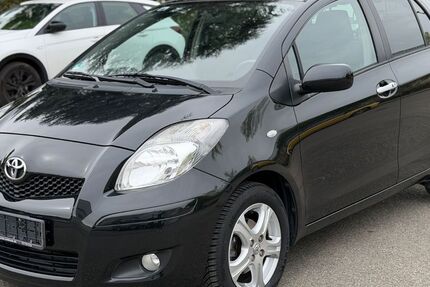 Toyota Yaris 94.000 km 6.490 &euro; Möglingen 71696