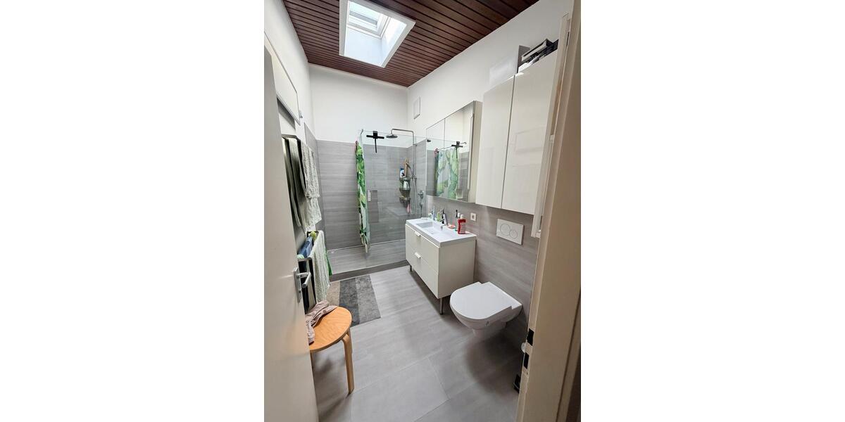 Einfamilienhaus Leonberg - 5 Zimmer, 165 m&sup2;, 2.700&euro; | Angebot:27617746