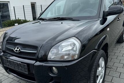 Hyundai TUCSON 185.000 km 1.980 &euro; Holzgerlingen 71088