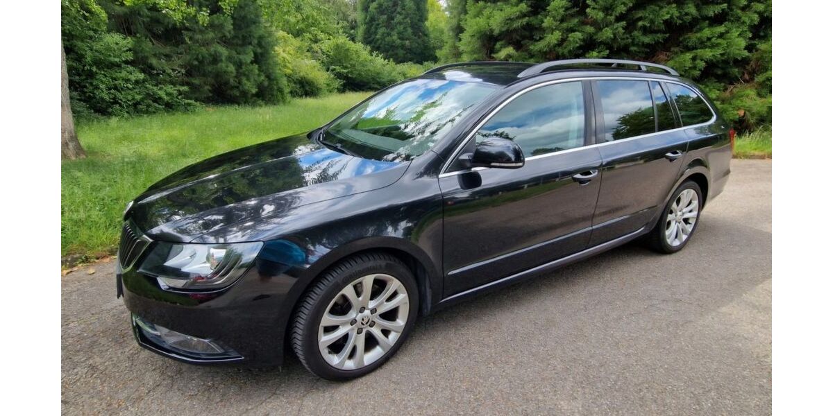 Skoda Superb 156.410 km 10.500 &euro; Böblingen 71034