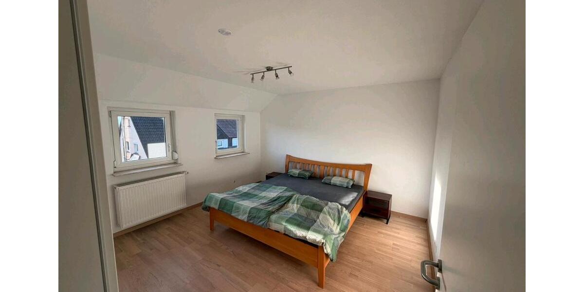 Maisonettenwohnung Neckartenzlingen - 4 Zimmer, 110 m&sup2;, 400.000&euro; | Angebot:26101314
