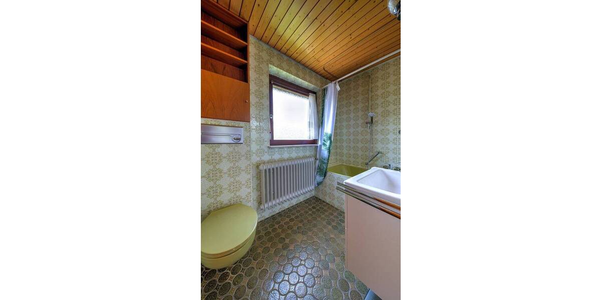 Großzügiges Eckhaus mit viel Platz, Garten und Potenzial 6 zimmer