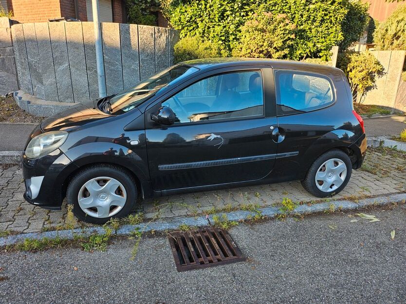 Renault Twingo 66.000 km 2.750 € Böblingen 71034