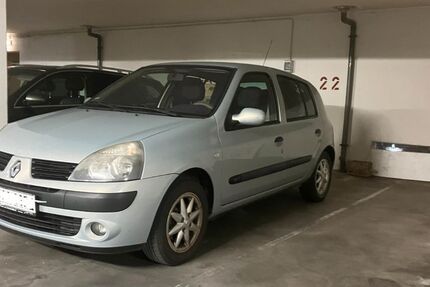Renault Clio 106.000 km 2.100 &euro; Bad Liebenzell 75378