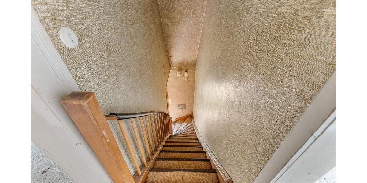 ++ Handwerker gesucht: DHH zum Wiederbeleben - sofort verfügbar ++ 7 zimmer