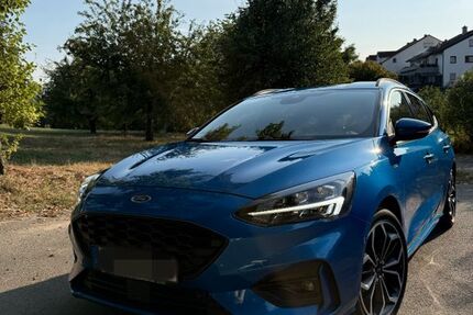 Ford Focus 86.000 km 17.100 &euro; Ostfildern 73760