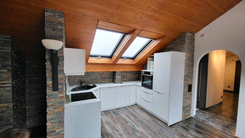 Dachgeschoßwohnung Vaihingen an der Enz - 3.5 Zimmer, 76 m&sup2;, 299.000&euro; | Angebot:24744068