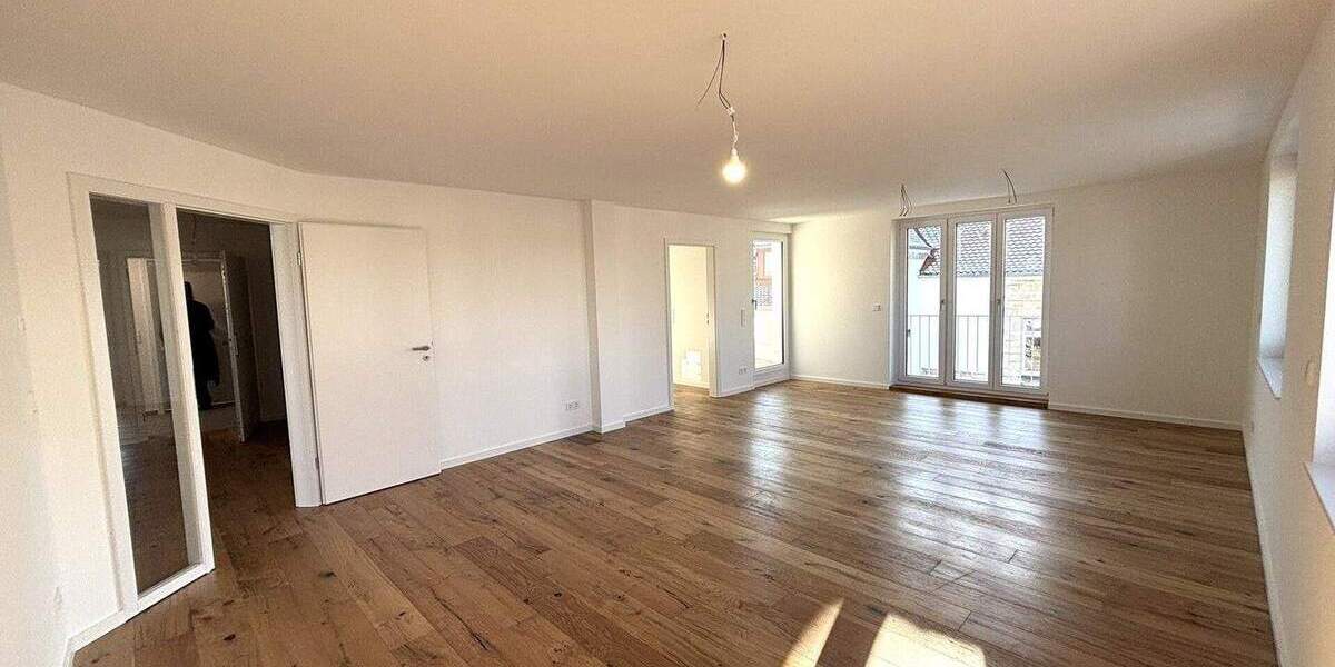 Etagenwohnung Sindelfingen Mitte - 3 Zimmer, 88 m&sup2;, 1.360&euro; | Angebot:24700104