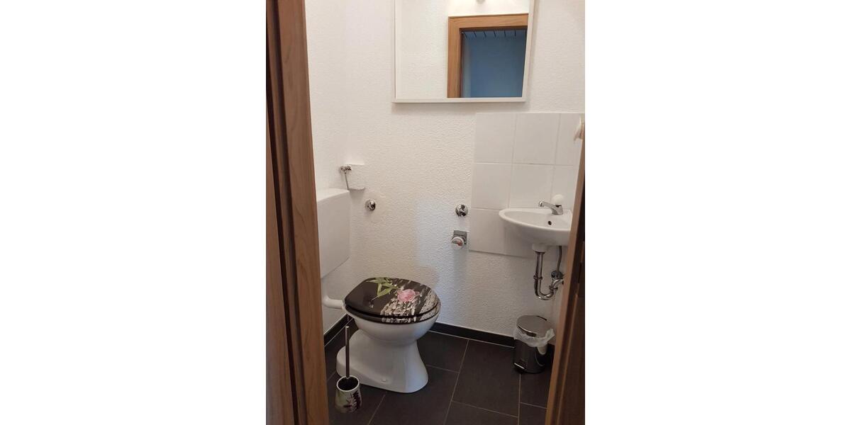 Etagenwohnung Sindelfingen - 2 Zimmer, 70 m&sup2;, 1.200&euro; | Angebot:26317436