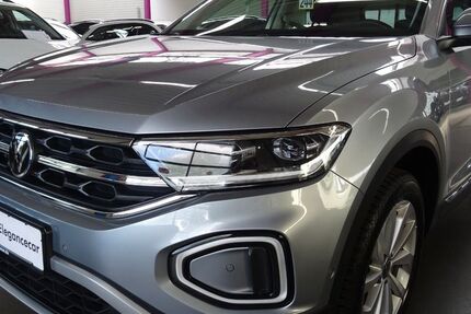 VW T-Roc 25.388 km 27.949 € Holzgerlingen bei Stuttgart 71088