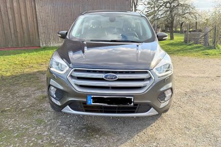 Ford Kuga 63.800 km 10.998 &euro; Vaihingen an der Enz 71665