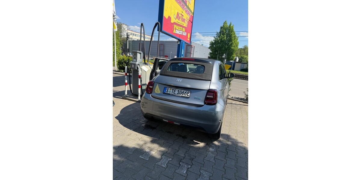 Fiat cabrio 500e 29.000 km 17.000 &euro; Stuttgart 70173