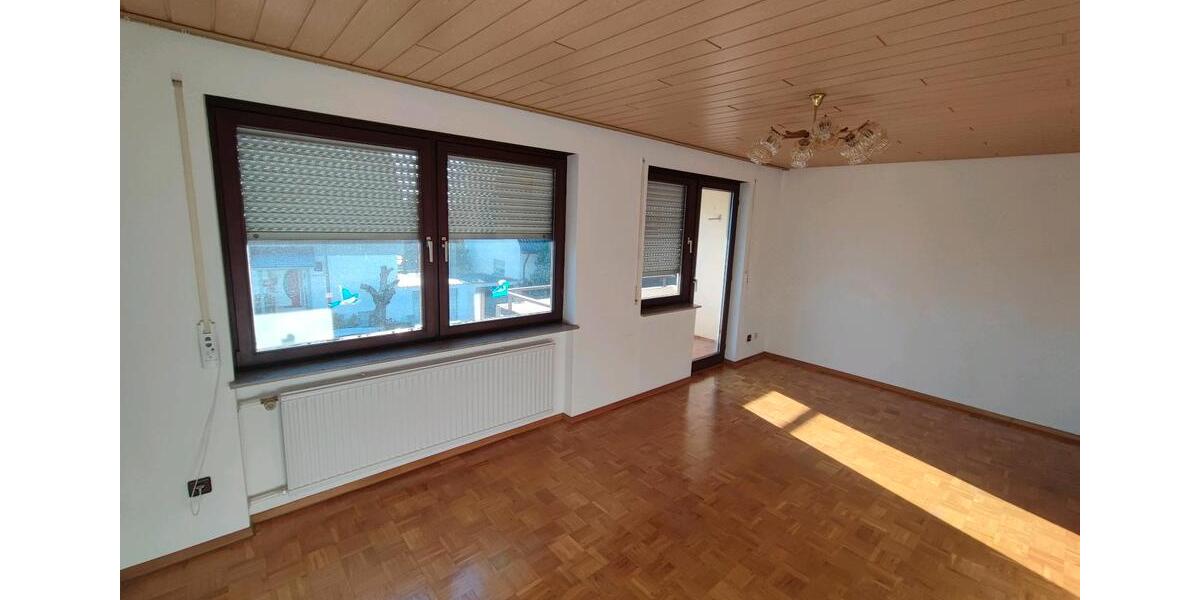 Doppelhaushälfte Leonberg - 6 Zimmer, 146 m&sup2;, 550.000&euro; | Angebot:25565133