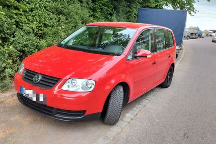 VW Touran 233.000 km 2.400 &euro; Schwieberdingen 71701