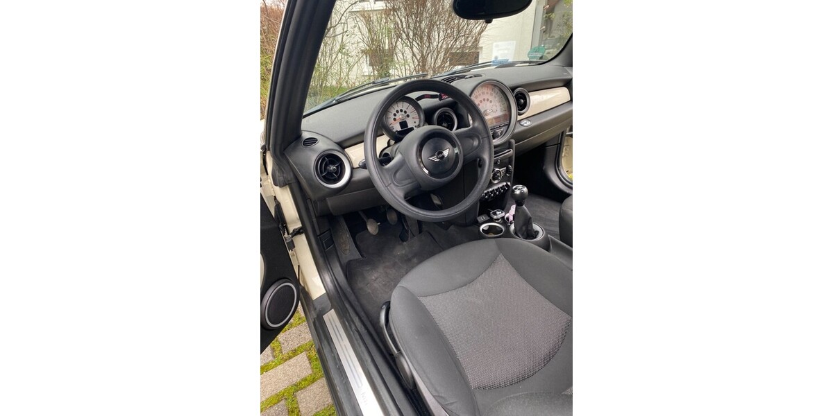 Mini one cabrio 135.000 km 11.000 &euro; Unterensingen 72669