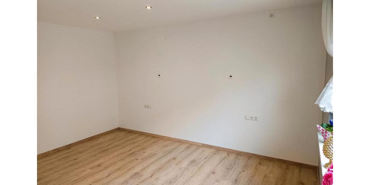 Etagenwohnung Markgröningen - 4.5 Zimmer, 110 m&sup2;, 1.280&euro; | Angebot:24811610