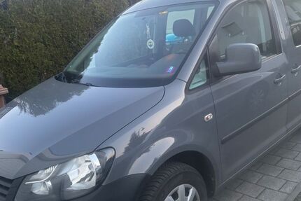 VW Caddy 201.500 km 5.500 &euro; Denkendorf 73770
