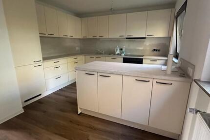 Wohnung Ludwigsburg Oßweil - 3 Zimmer, 82 m&sup2;, 1.350&euro; | Angebot:27557568