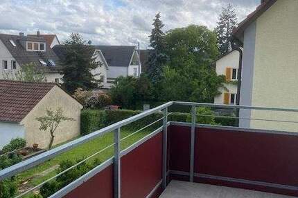 Zentrale doch ruhige Lage mit großem Balkon 3 zimmer