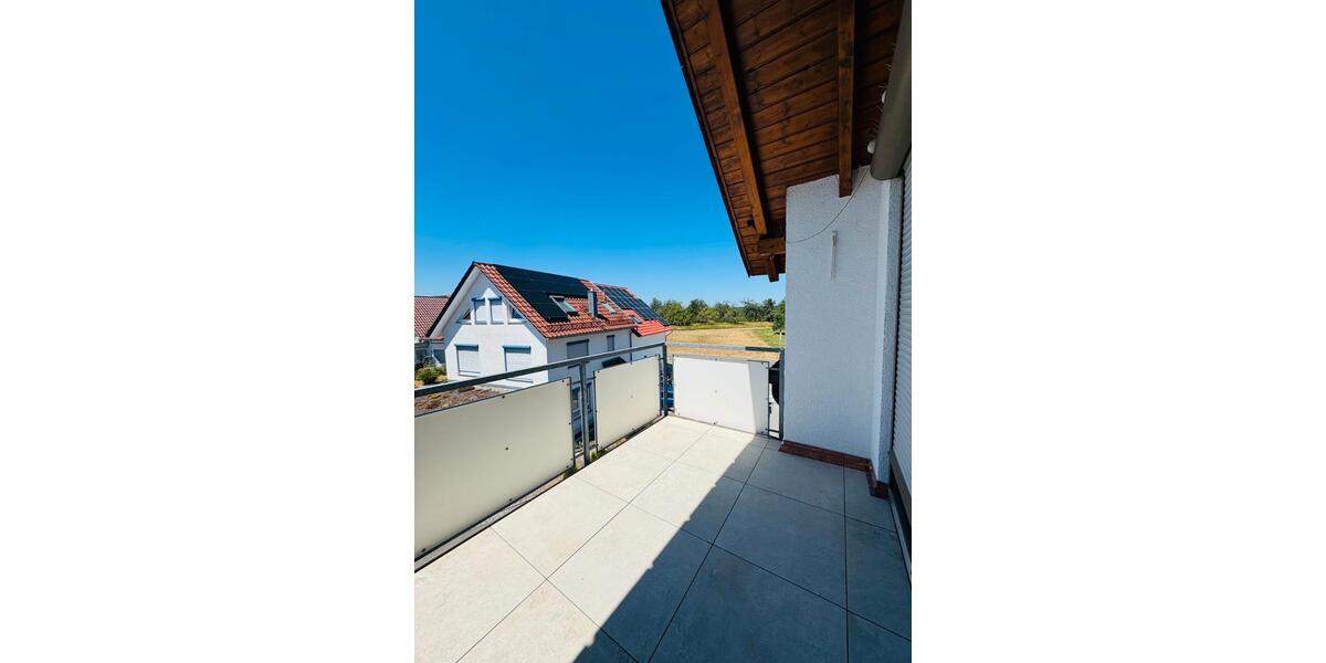 Dachgeschoßwohnung Gomaringen - 2.5 Zimmer, 78 m&sup2;, 299.000&euro; | Angebot:27023751