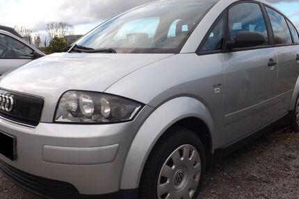 Audi A2 137.000 km 3.800 € Herrenberg 71083