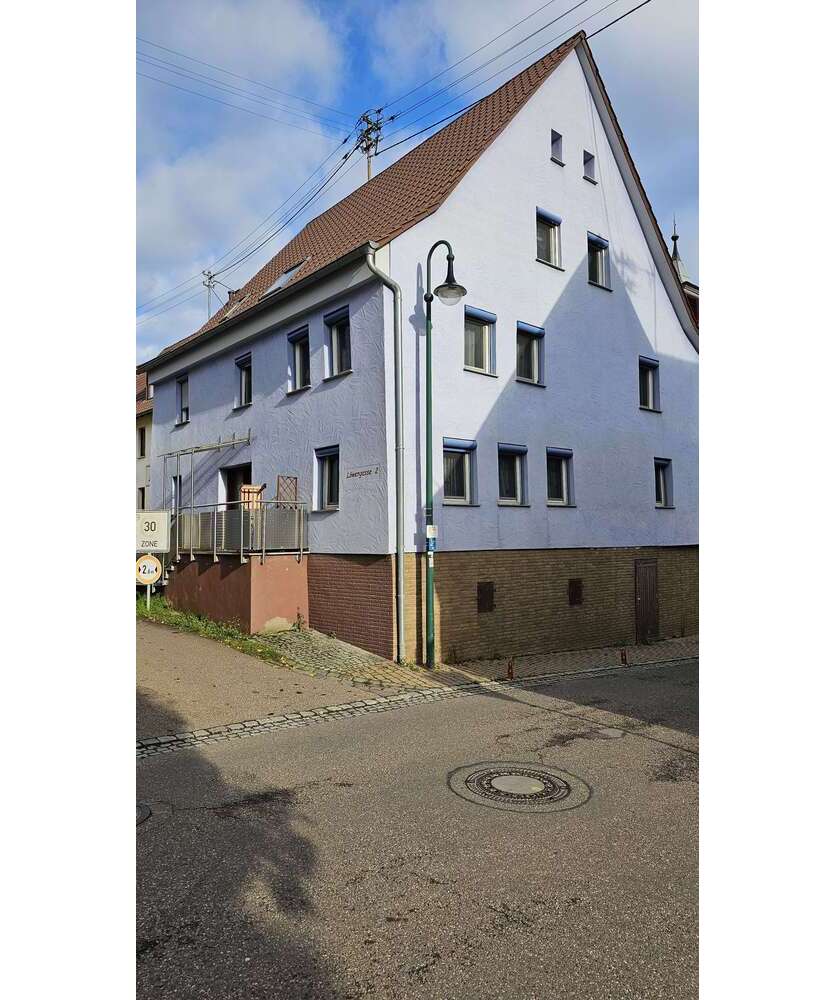 Haus zum Kaufen in Mühlacker 393.000 € 252 m²