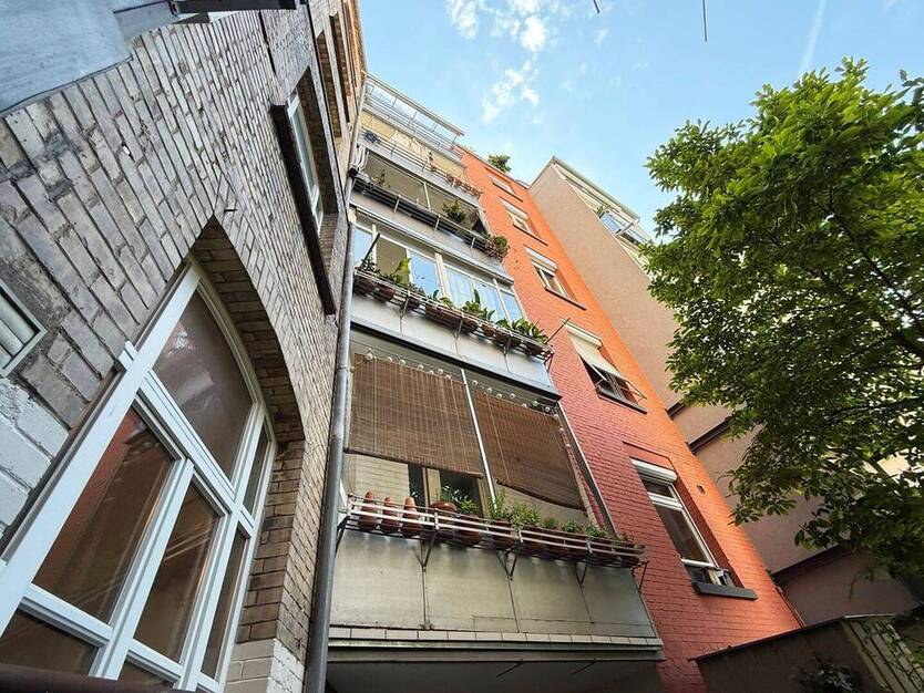Stuttgart-West: Familienfreundliche 4-Zimmer-Wohnung im Altbaujuwel