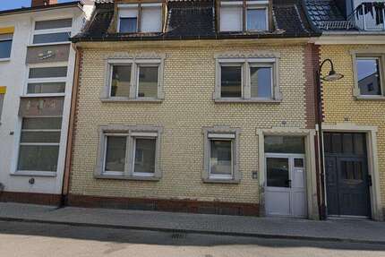 Haus Pforzheim Eutingen - 6 Zimmer, 180 m&sup2;, 280.000&euro; | Angebot:26004954