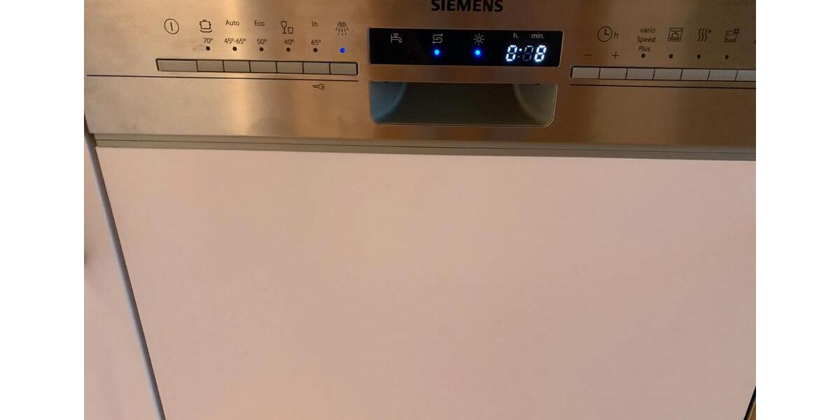 Dachgeschoßwohnung Stuttgart Lehen - 2 Zimmer, 90 m&sup2;, 1.460&euro; | Angebot:25992085