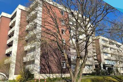 Wohnung Sindelfingen Eichholz - 4.5 Zimmer, 109 m&sup2;, 1.400&euro; | Angebot:26434580