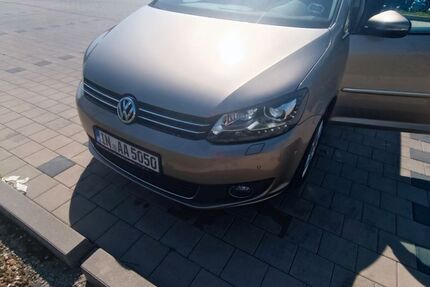 VW Touran 198.000 km 12.500 € Hildrizhausen 71157