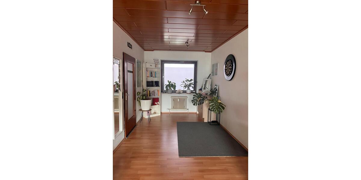 Etagenwohnung Renningen - 2.5 Zimmer, 72 m&sup2;, 1.180&euro; | Angebot:24741681