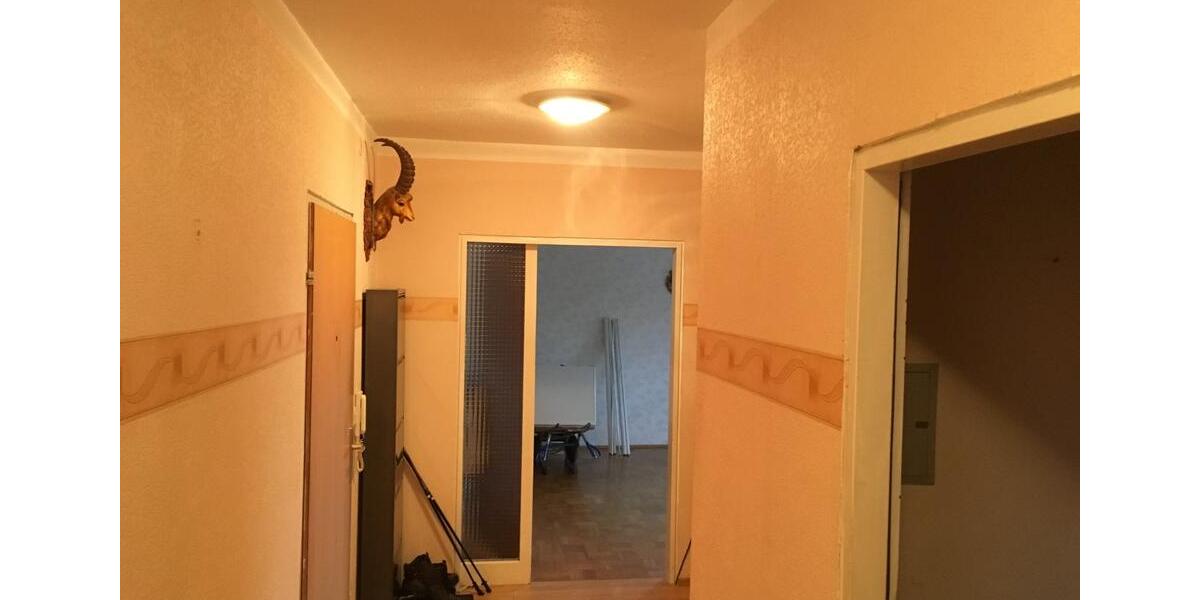 Etagenwohnung Ammerbuch - 4.5 Zimmer, 112 m&sup2;, 1.700&euro; | Angebot:25376688