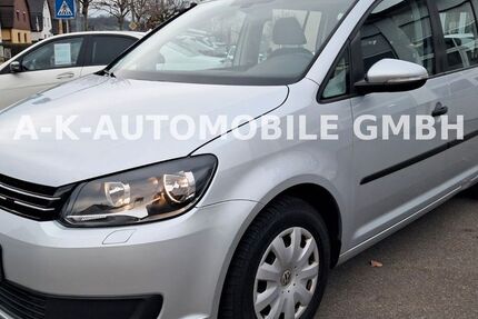 VW Touran 195.640 km 4.999 &euro; Deizisau 73779