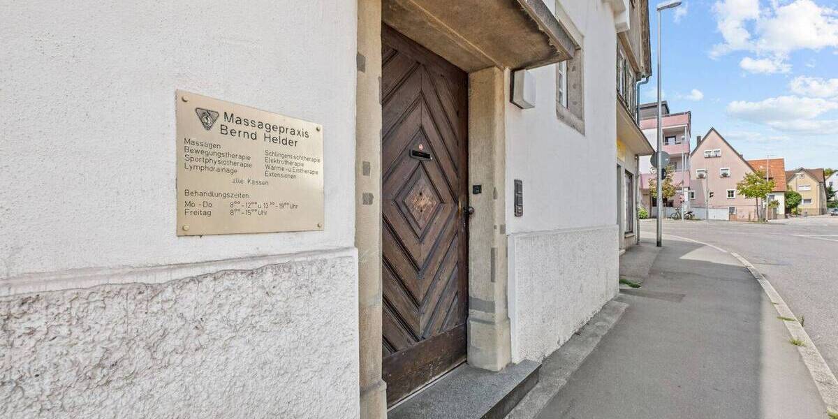 Etagenwohnung Ludwigsburg Oßweil - 3 Zimmer, 100 m&sup2;, 299.000&euro; | Angebot:24113627