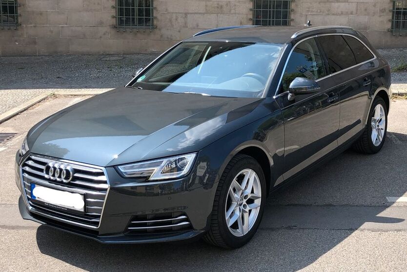 Audi A4 78.000 km 18.700 € Stuttgart 70191