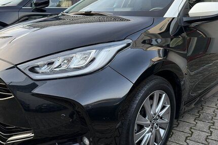 Mazda 2 Hybrid 81.184 km 16.990 &euro; Bietigheim-Bissingen 74321