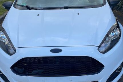 Ford Fiesta 46.000 km 8.000 &euro; herrenberg 71083