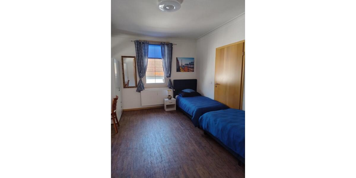 Etagenwohnung Kornwestheim - 5 Zimmer, 110 m&sup2;, 500&euro; | Angebot:25856633