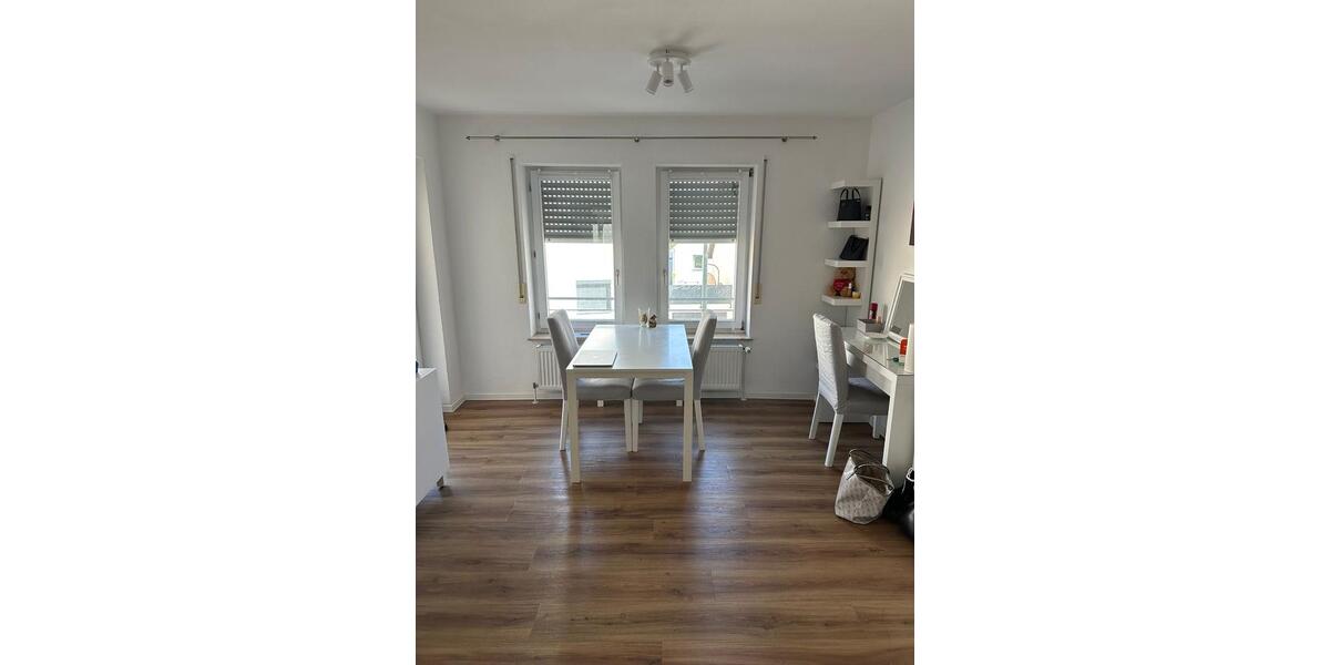 Etagenwohnung Remseck am Neckar - 2.5 Zimmer, 51 m&sup2;, 270.000&euro; | Angebot:26631548