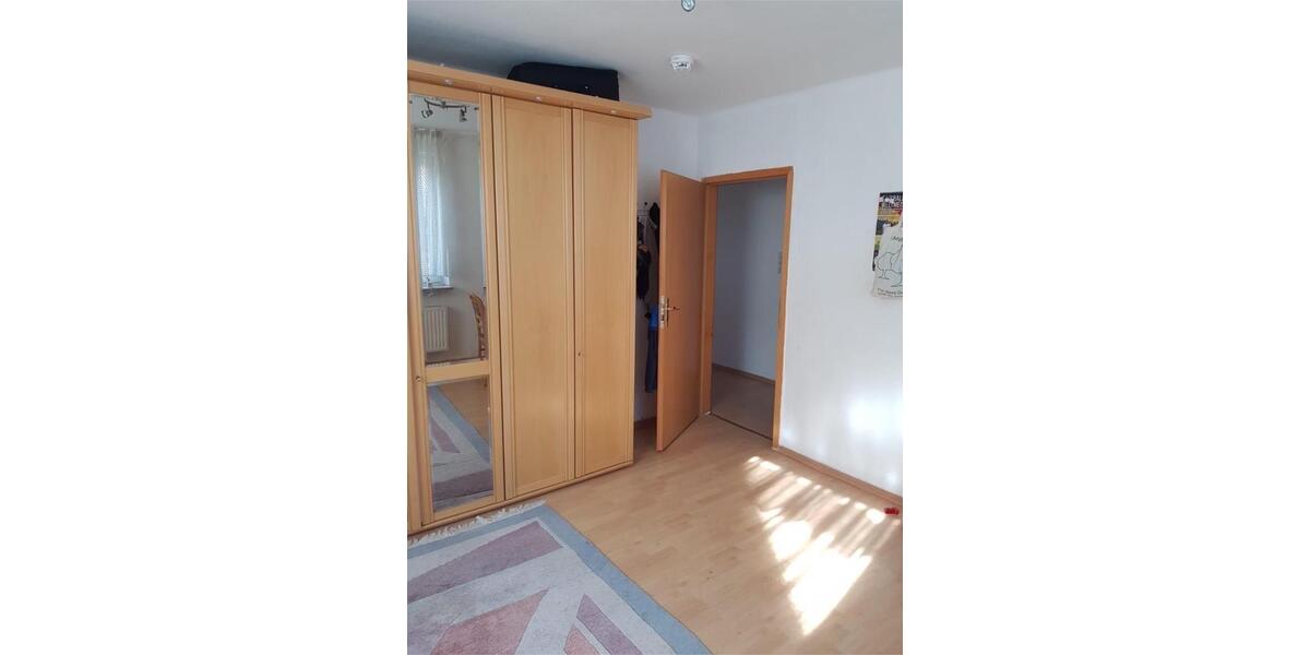 Einfamilienhaus Kornwestheim - 7 Zimmer, 160 m&sup2;, 2.050&euro; | Angebot:25363251