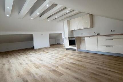 Wohnung Denkendorf - 3 Zimmer, 85 m&sup2;, 1.200&euro; | Angebot:24851594