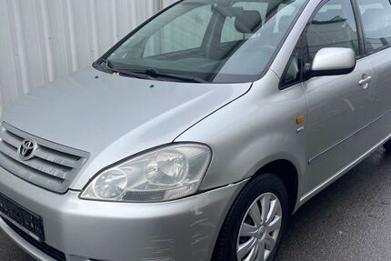 Toyota Avensis Verso 374.000 km 4.490 &euro; Böblingen 71034