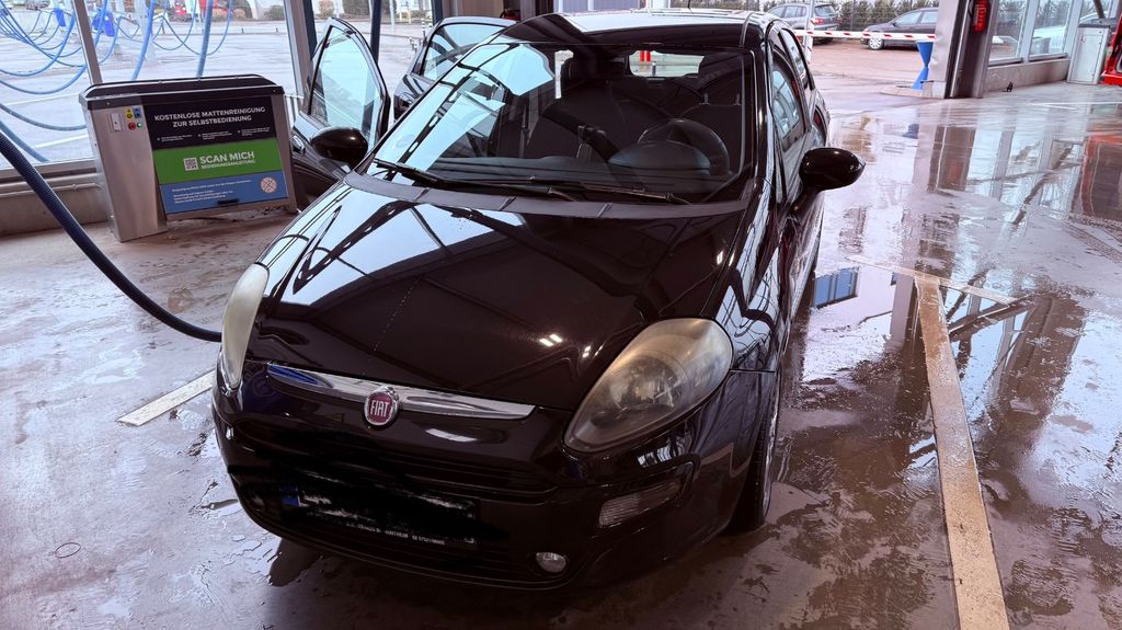 Fiat Punto 147.000 km 2.800 &euro; Esslingen 73734