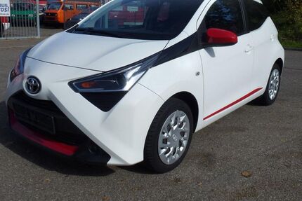 Toyota Aygo (X) 46.500 km 9.200 € Nürtingen bei Stuttgart 72622