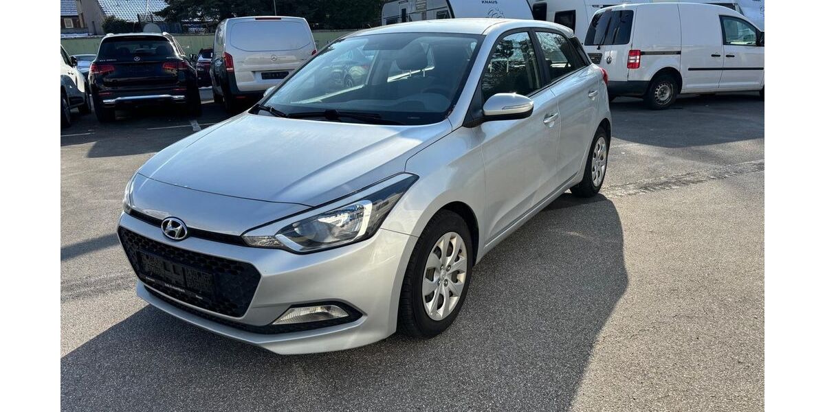 Hyundai i20 99.000 km 7.500 &euro; Magstadt 71106
