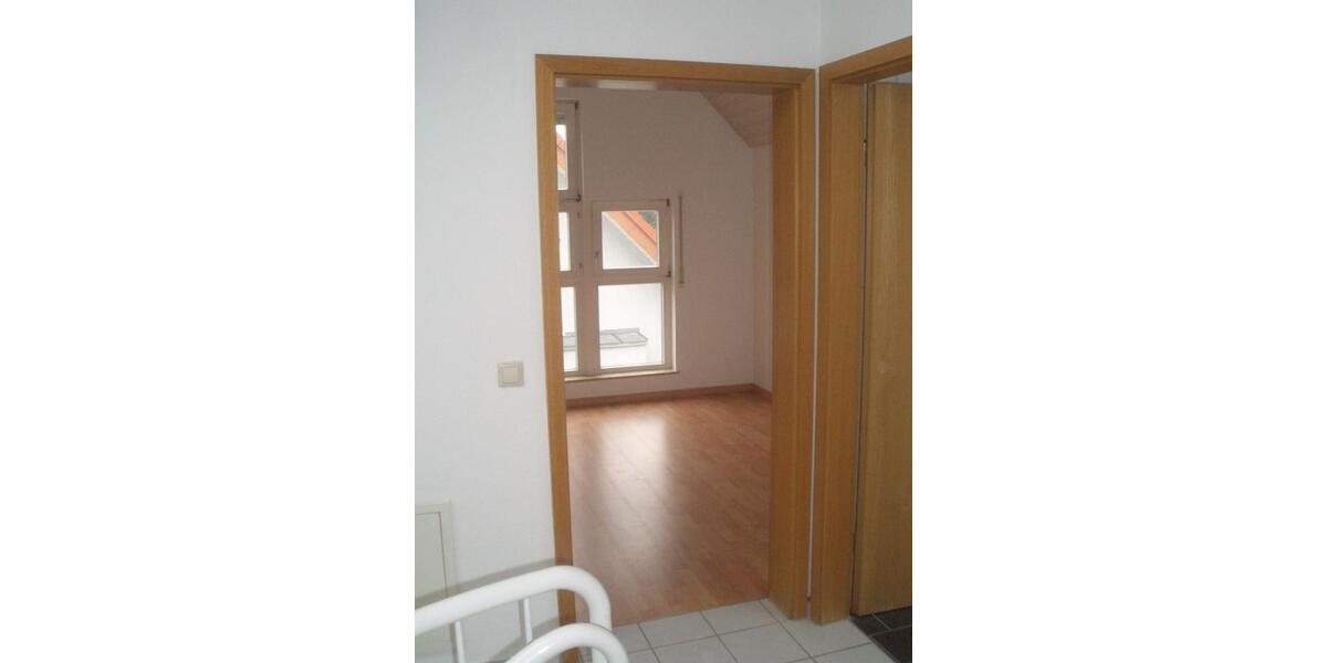 Maisonettenwohnung Sindelfingen Darmsheim - 3 Zimmer, 85 m&sup2;, 1.300&euro; | Angebot:26297542