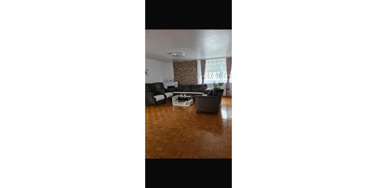 Etagenwohnung Schwieberdingen - 4 Zimmer, 86 m&sup2;, 1.550&euro; | Angebot:24806003